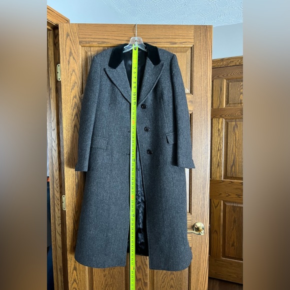 Ladies Brooks Brothers Chesterfield Tweed Herringbone Coat- size 8 - Picture 2 of 16